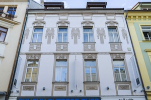 U Černé věže 13